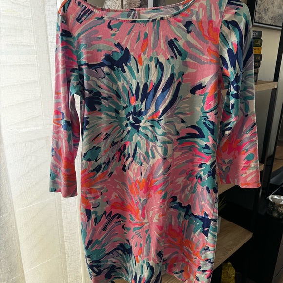 Lilly Pulitzer Marlowe Boatneck T-shirt Dress in the "Off Tropic" - Picture 3 of 4